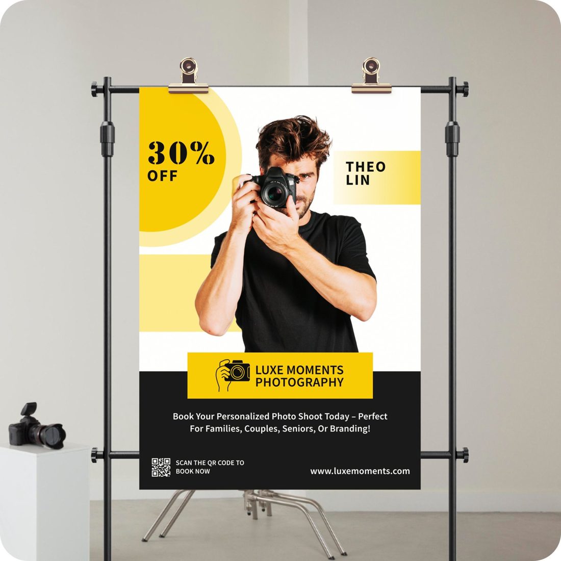 Photography studio banner with 30 percent off